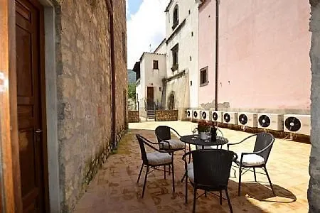Sleeps 5 Pool Air Con *